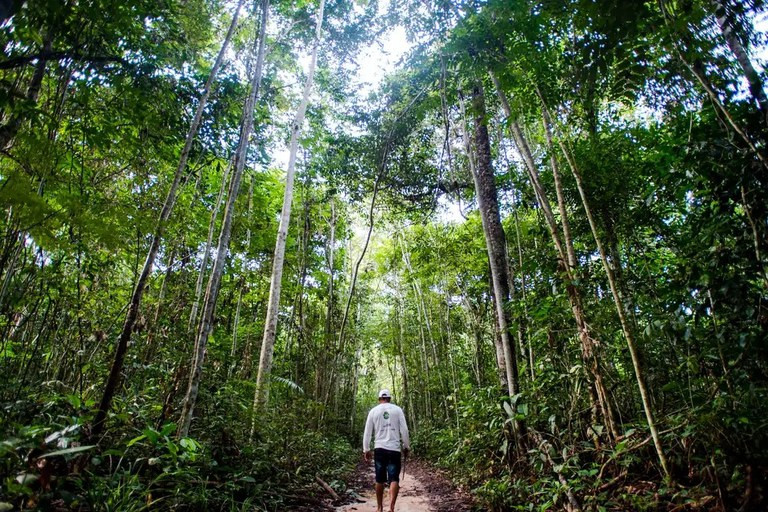 0ec3974b-5d8a-4335-9cb1-6f65382e658d