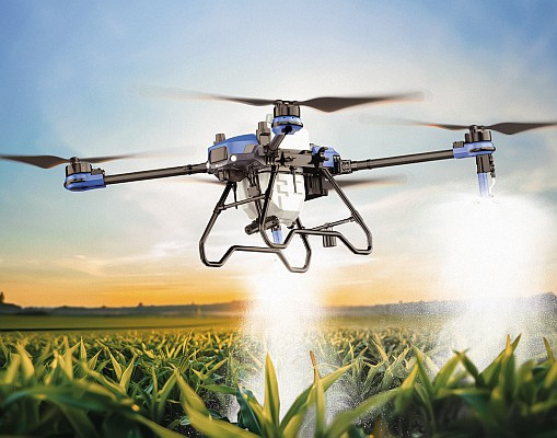 EAVision-traz-ao-Brasil-o-primeiro-drone-do-mundo-que-integra-pulverização-mapeamento-geográfico-e-elevação-de-carga