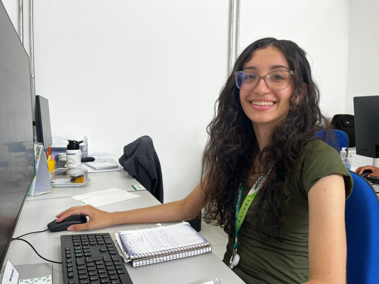 43216232617102025_Beatriz_Vasconcelos_