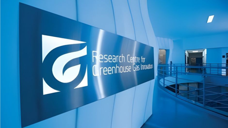 2ea1f8f6-a0f8-4fdd-8156-4a12ef2a1229